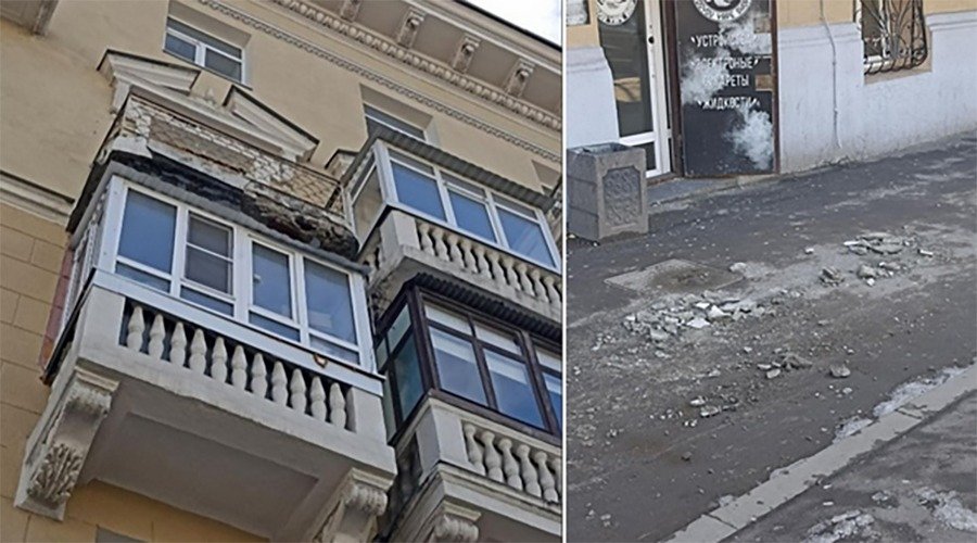 На головы людей начали падать кирпичи в Ростове с фасада здания на Буденновском