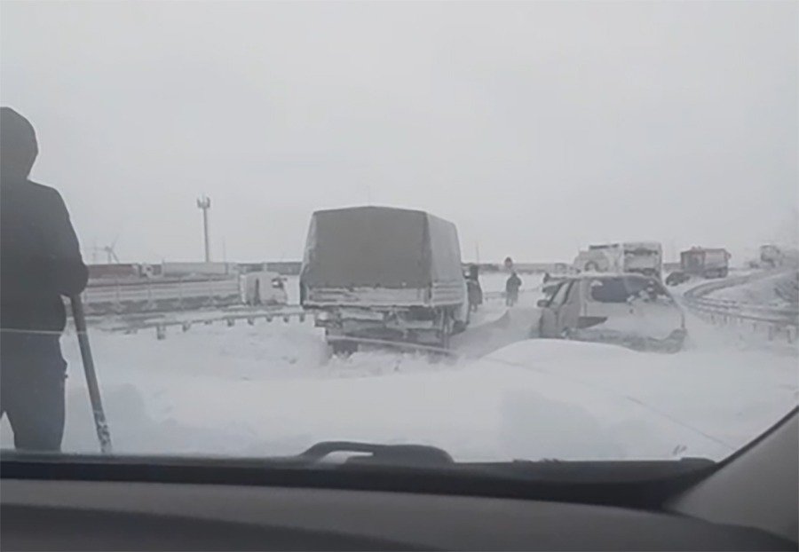 Прокуратура дала оценку вызванному режиму ЧС снегопаду в Ростовской области