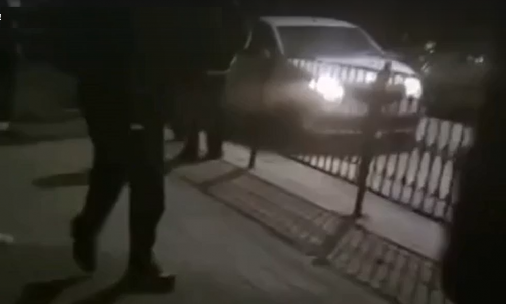 В центре в Ростове-на-Дону неизвестные похитили мужчину на глазах у прохожих