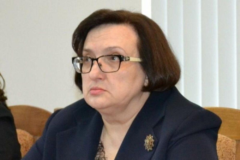 С 5 апреля лишили полномочий председателя Ростовской облсуда Елену Золотареву