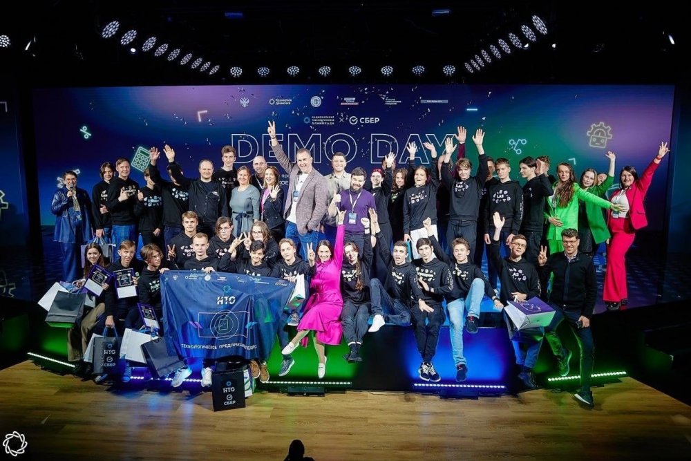 Школьники из Ростова и Элисты стали победителями Национальной технологической олимпиады в профиле «Технологическое предпринимательство»