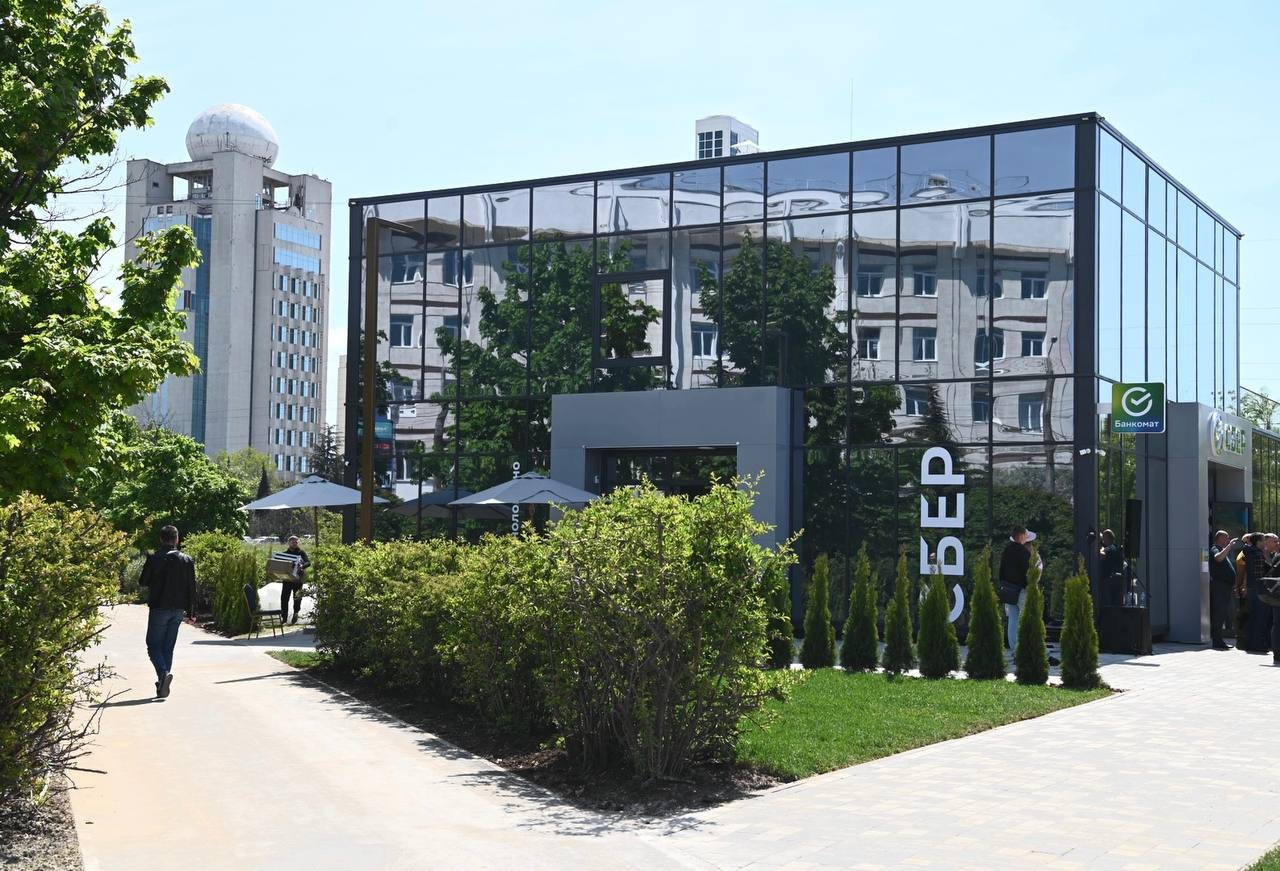 Сбербанк в июле откроет в Севастополе офис для предпринимателей
