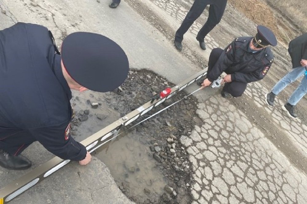 Все самые аварийные дороги в Ростовской области в мае в 2023 году выявили в Волгодонске
