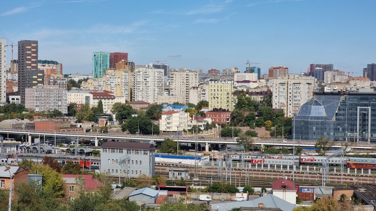 Жители в Ростове-на-Дону заявили о сбитом в небе беспилотнике 7 мая