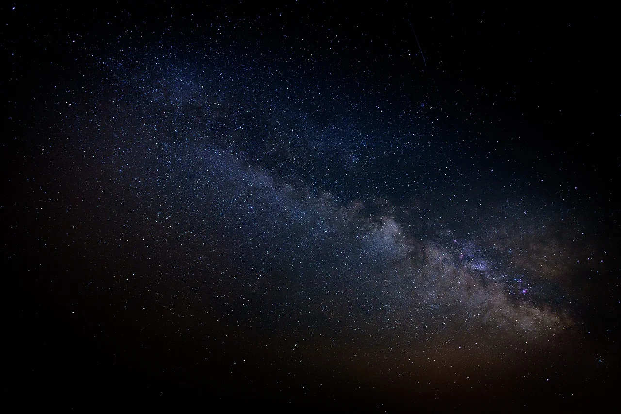 Фотограф из Ростова-на-Дону Викулов потратил четыре часа, чтобы заснять Млечный путь