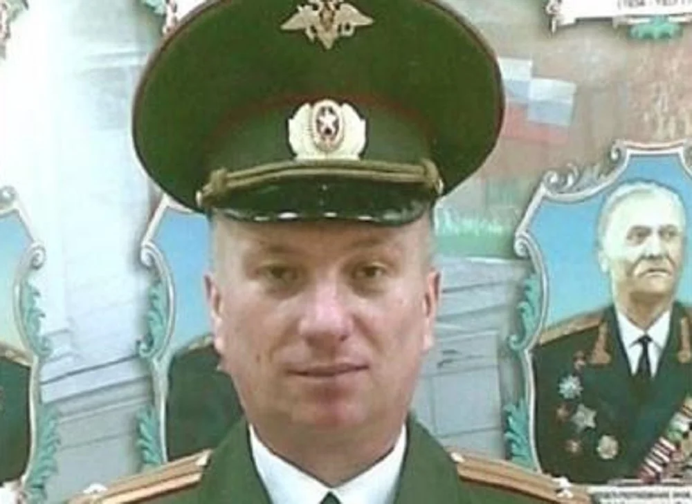 В зоне СВО погиб 52-летний подполковник из Ростовской области