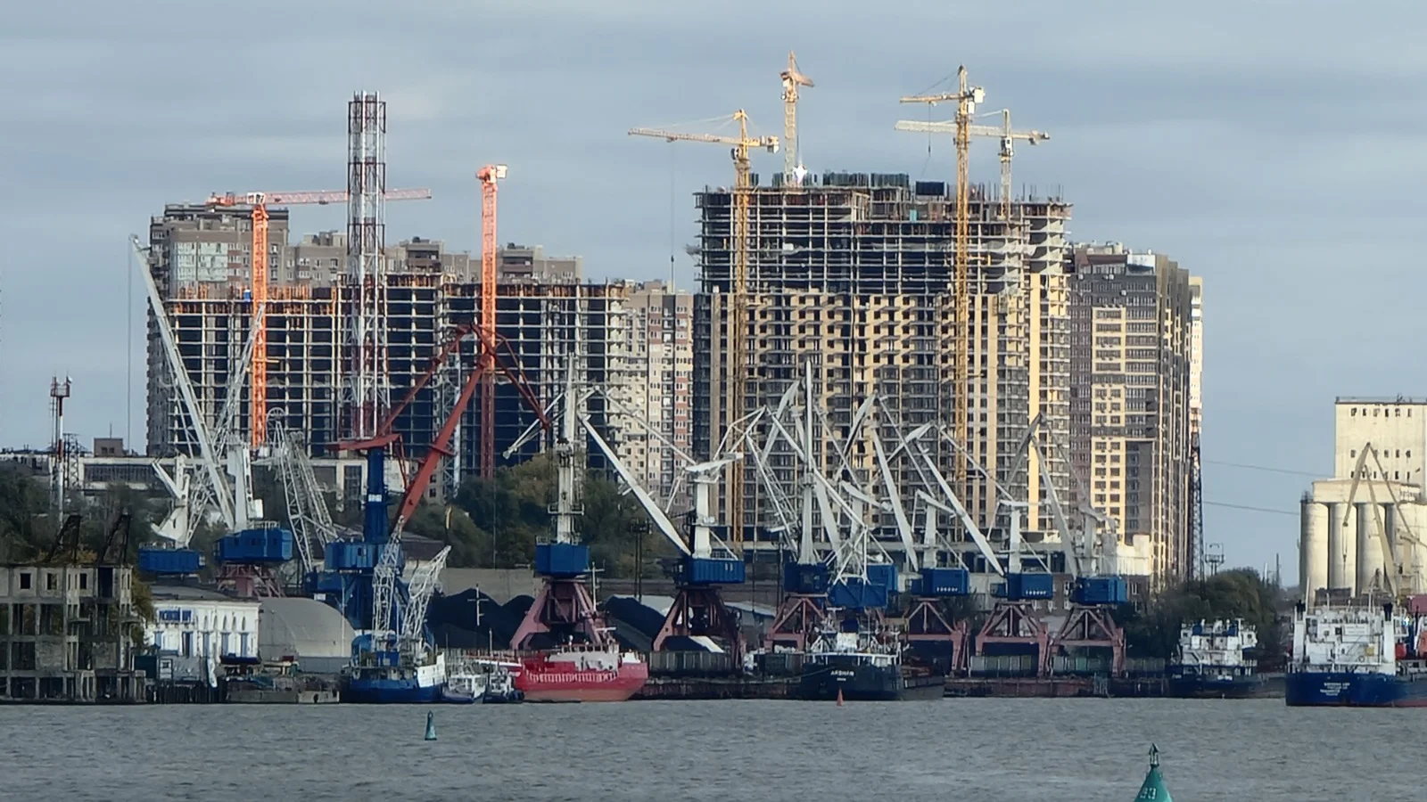 Более 5 лет потребуется на всю застройку участка «Ростовского порта»
