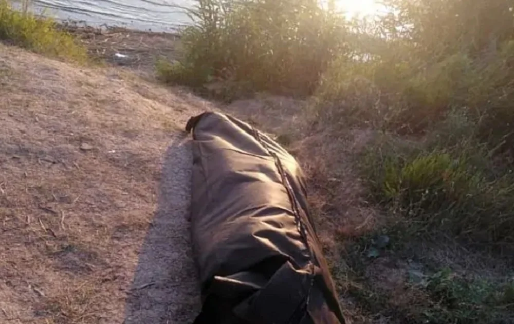 Тело мужчины, освободившегося из колонии, выбросило на берег Цимлянского водохранилища в Ростовской области