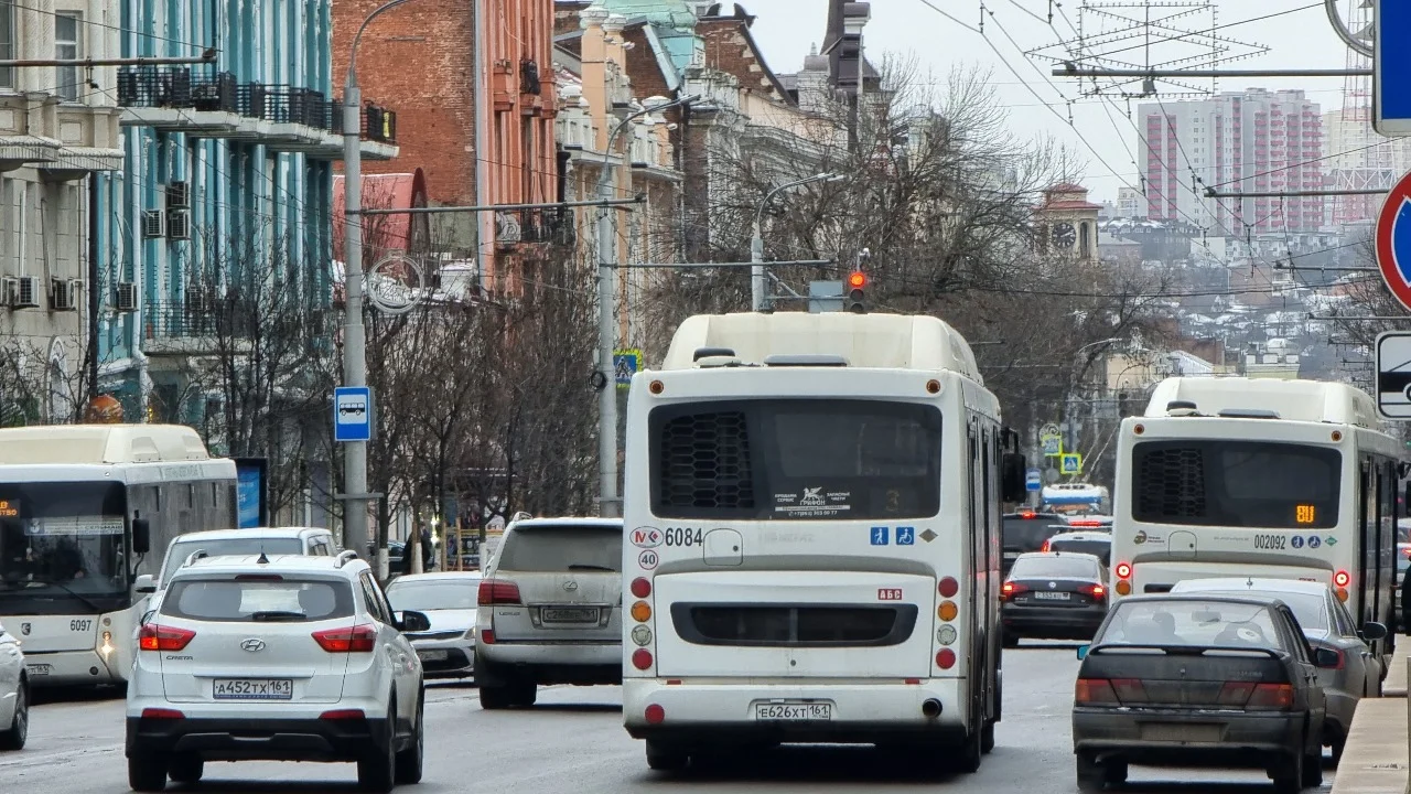 В Ростове власти заявили о дефеците более тысячи водителей общественного транспорта
