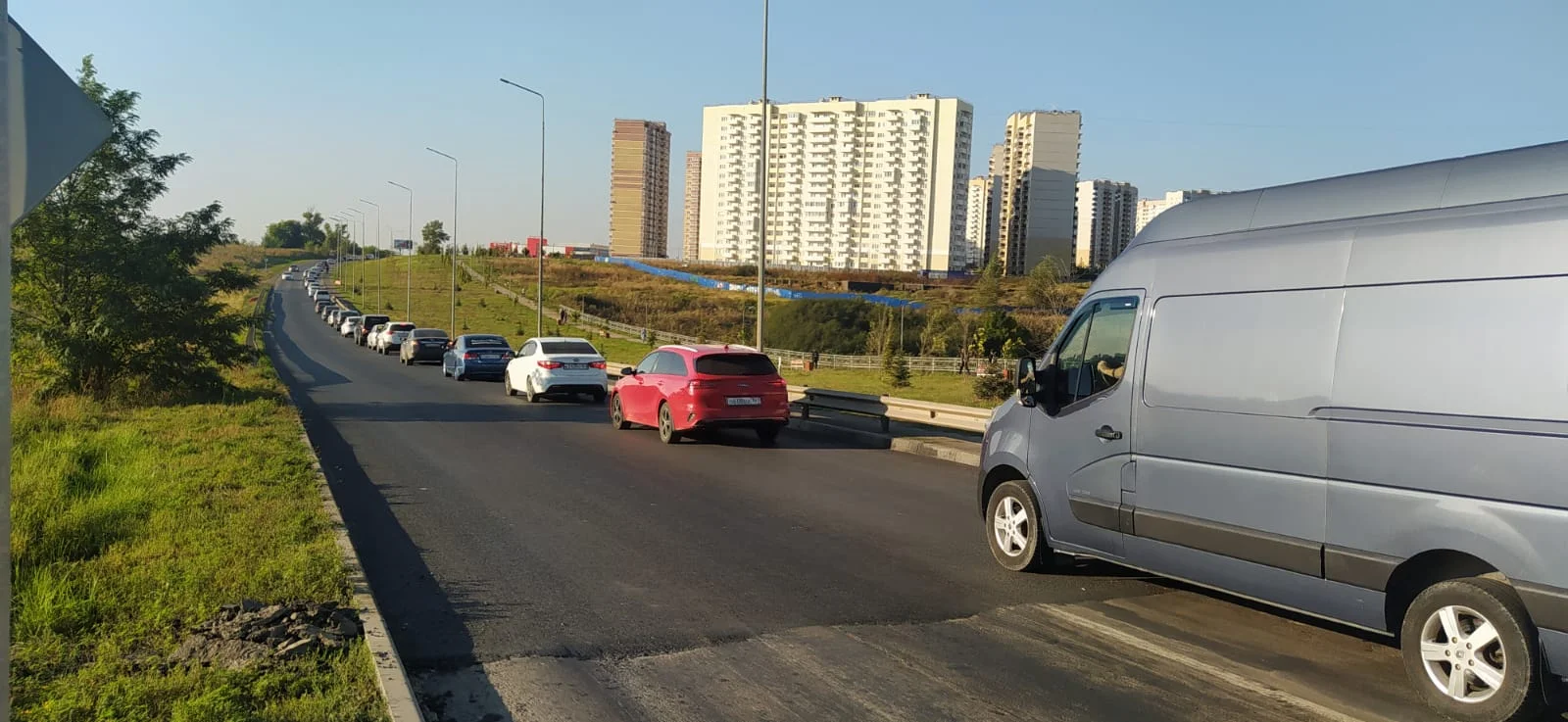 Обновленное дорожное покрытие появится в Суворовском и Платовском районах донской столицы
