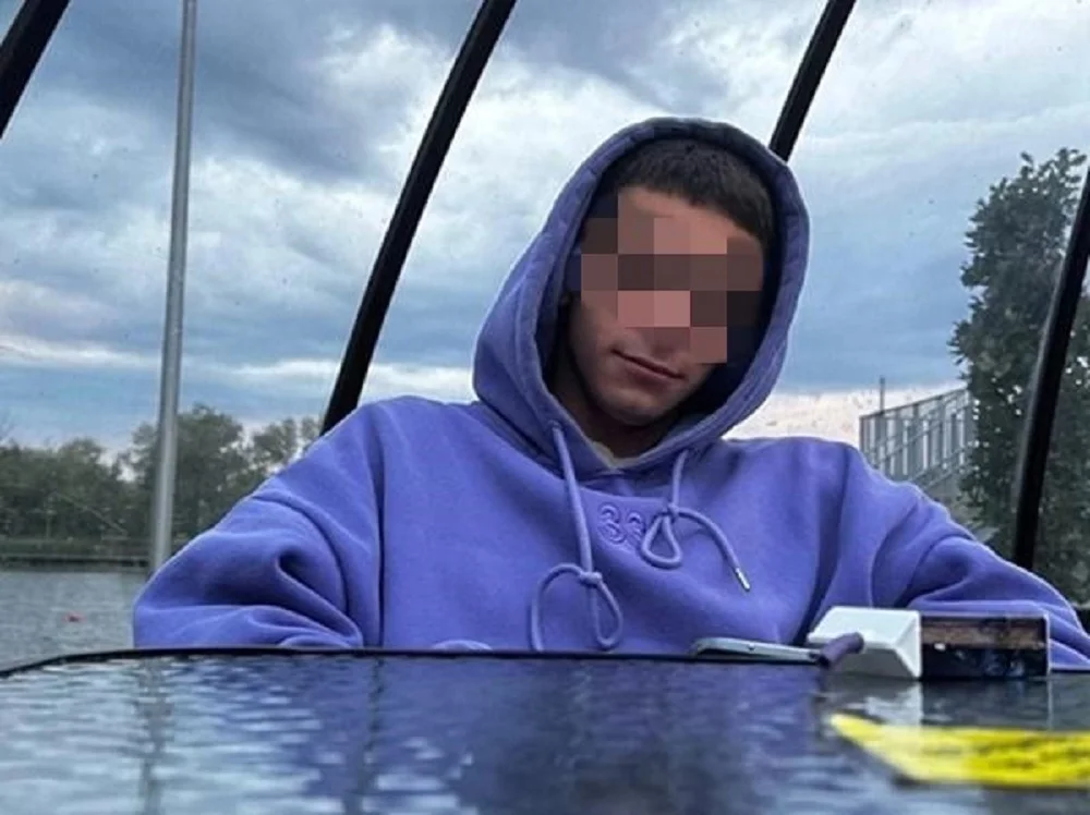 Счеты с жизнью свел 17-летний подросток на Дону из-за разногласий с девушкой