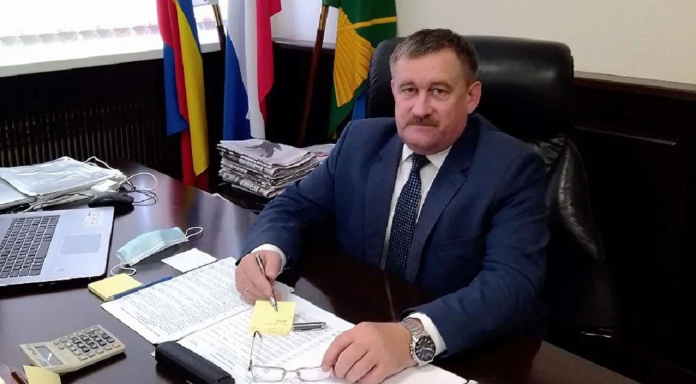 Глава администрации Фалынсков в Ростовской области упал в воду и погиб