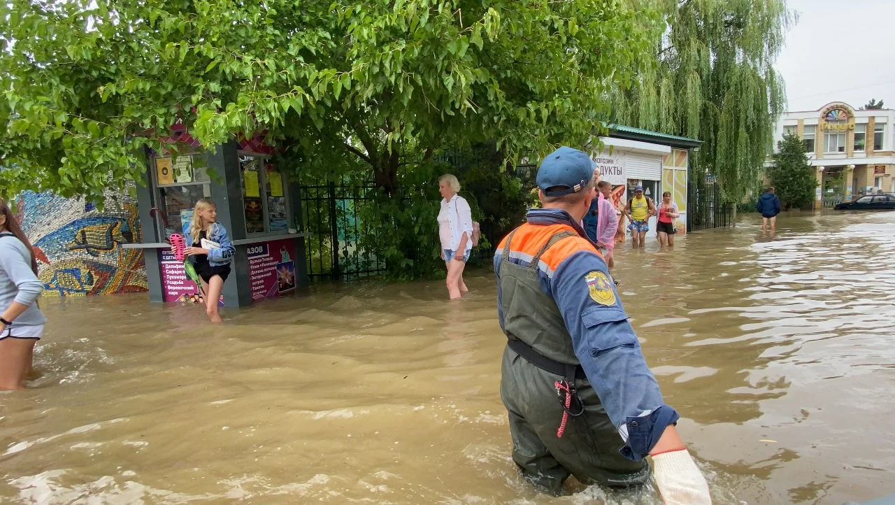 Океанолог Медведев призвал готовиться к разрушительным наводнениям в Ростовской области