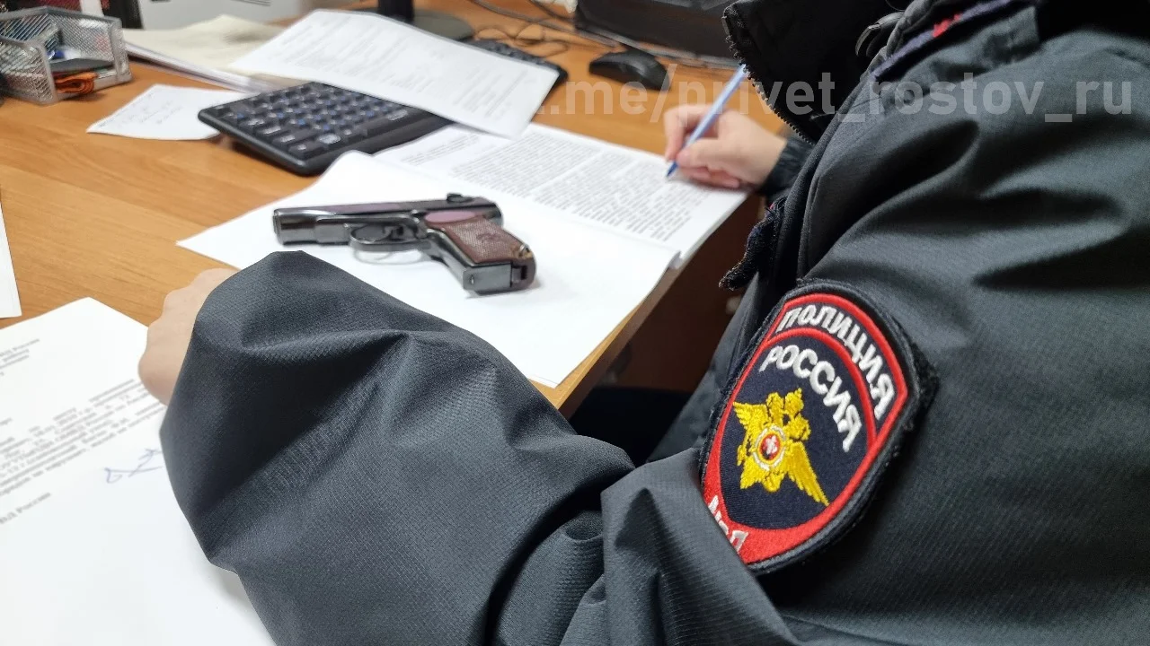 В Ростове полицейские задержали мужчину‚ напавшего на администратора компьютерного клуба