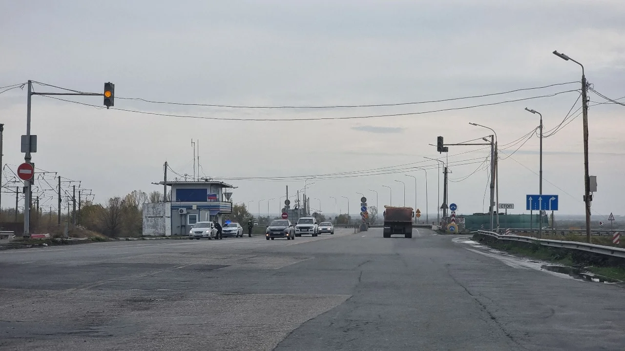 В Ростове до середины февраля закроют съезд с Западного моста на 1-ю Луговую