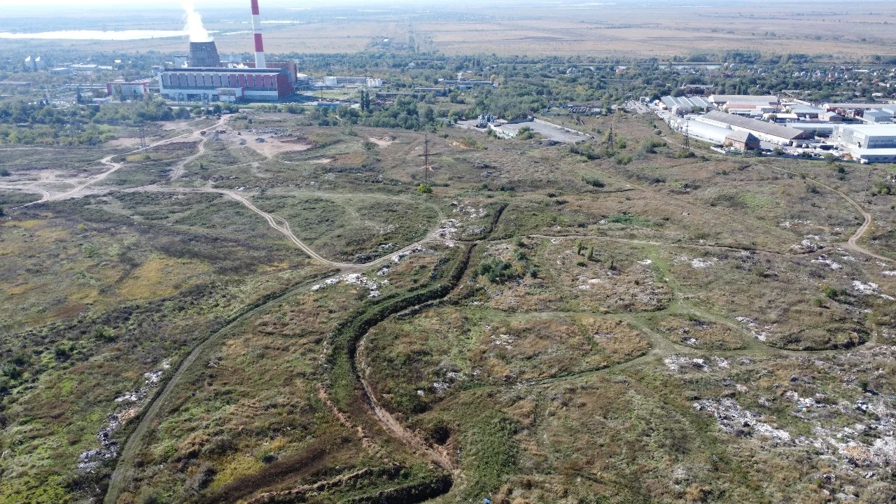 На Северо-Западе в Ростове ликвидируют свалку копившую мусор еще с 70-х