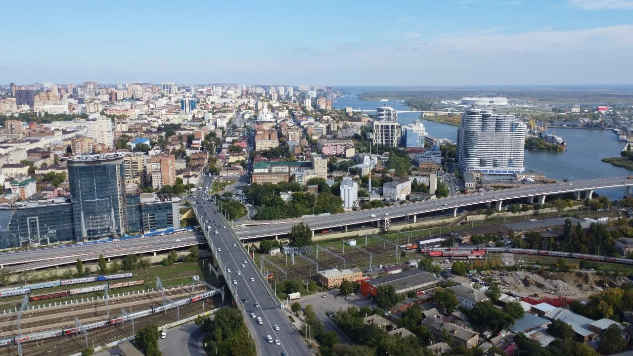 Из-за ветки трамвая в Ростове задумали расширить путепровод у проспекта Стачки