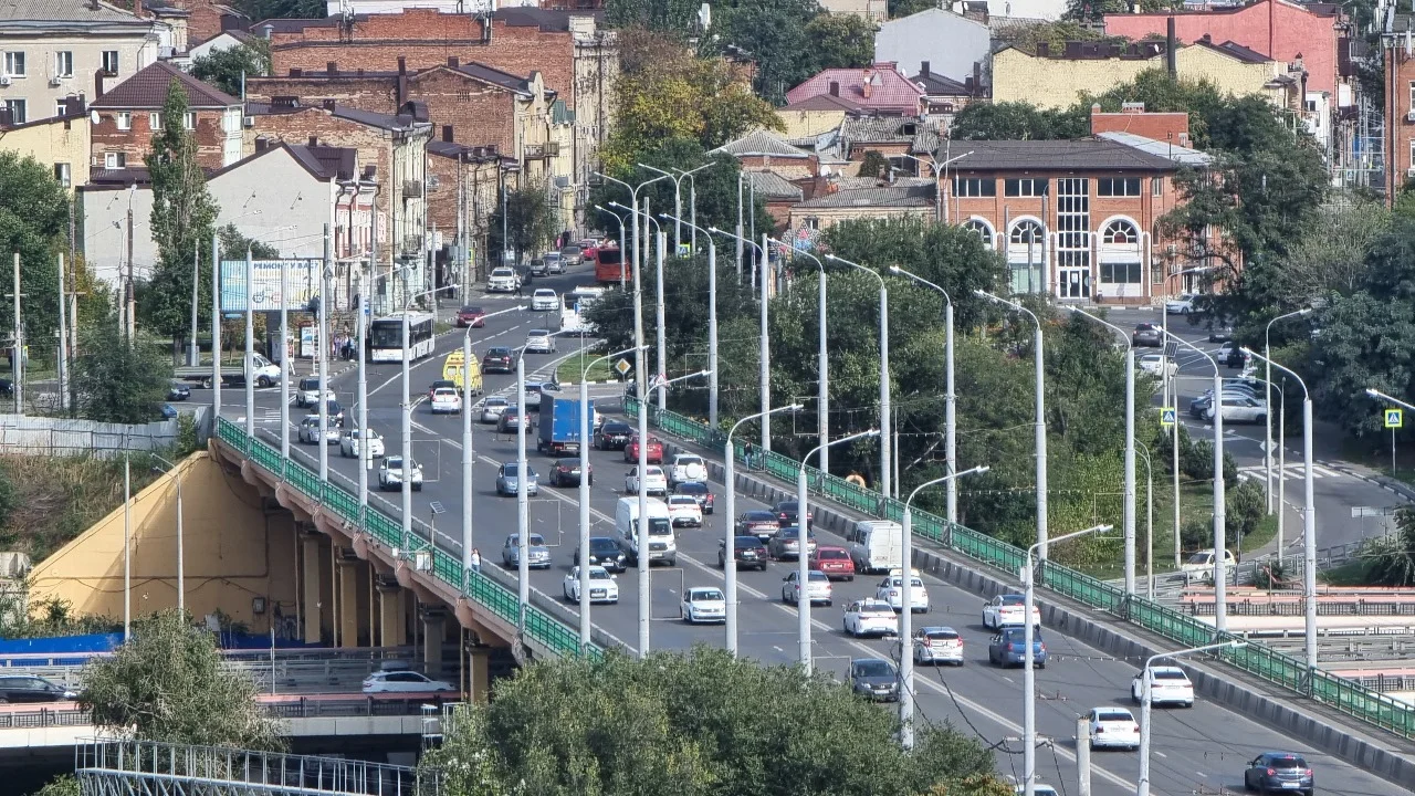 До 1 сентября в Ростове ЗЖМ будут сковывать пробки из-за ремонта моста на Стачки