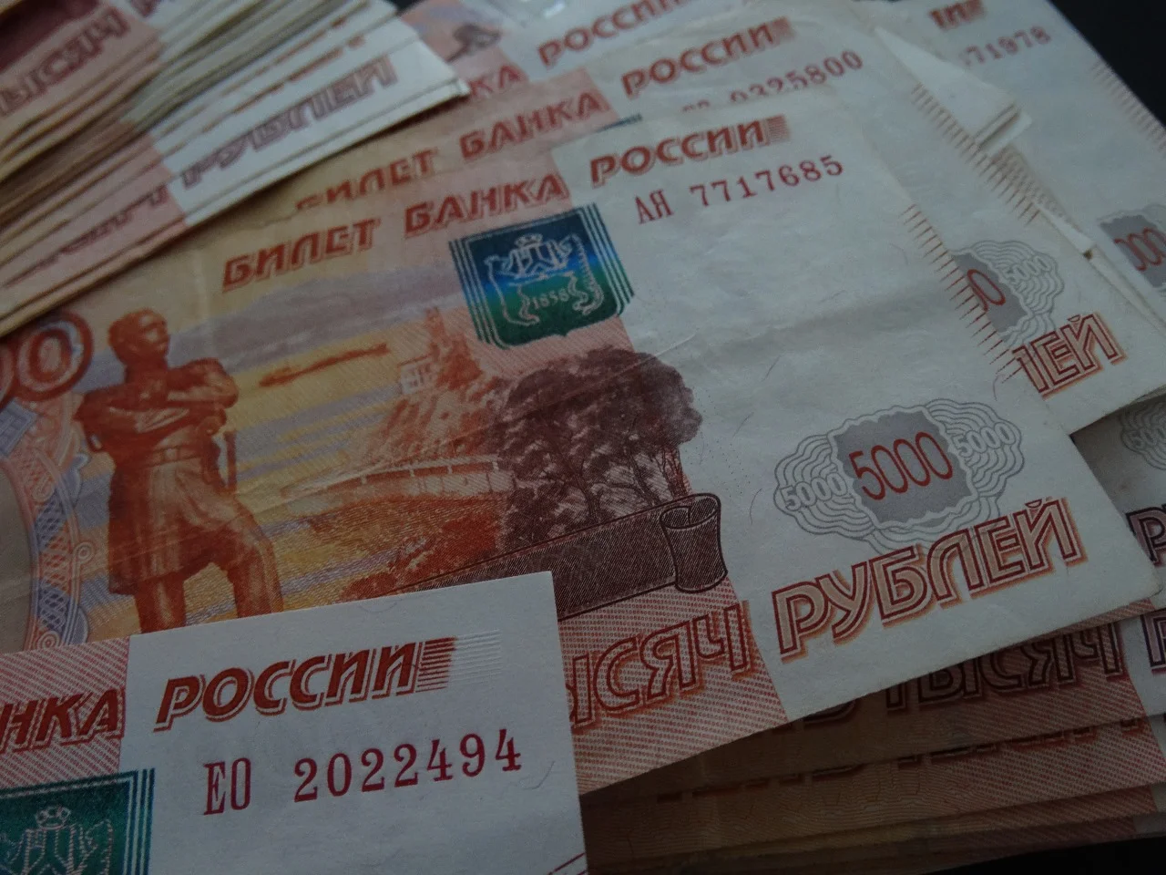 Желающих работать за 1 млн рублей в месяц ищут в Сочи