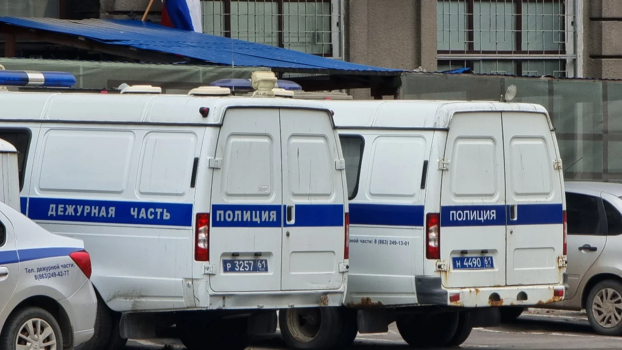 В Ростове-на-Дону экс-полицейского осудили на девять лет за взятки