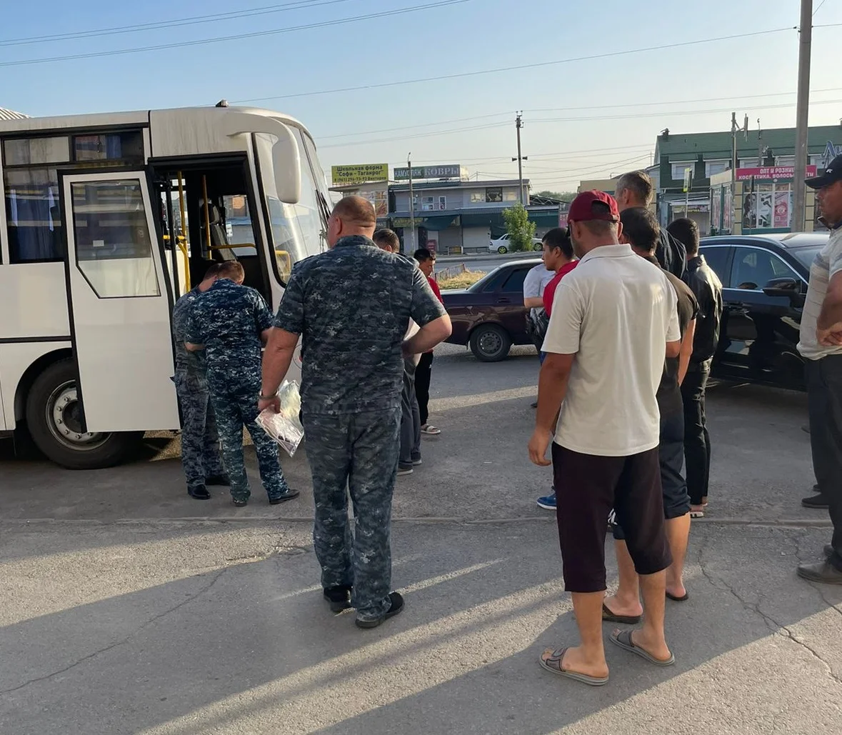 В Ростове прошел рейд по выявлению бывших мигрантов, не вставших на воинский учет