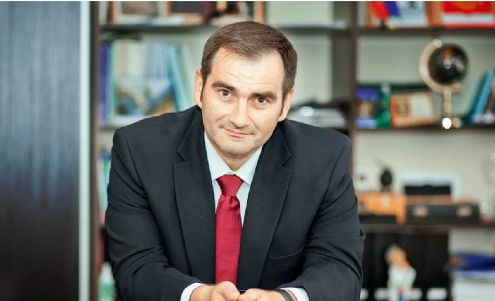 Слухи о своем увольнении опроверг министр донского Минздрава Кобзев