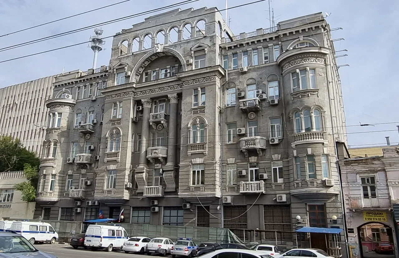 В Ростове отдел полиции № 4 переселили из аварийного дома на Будённовском