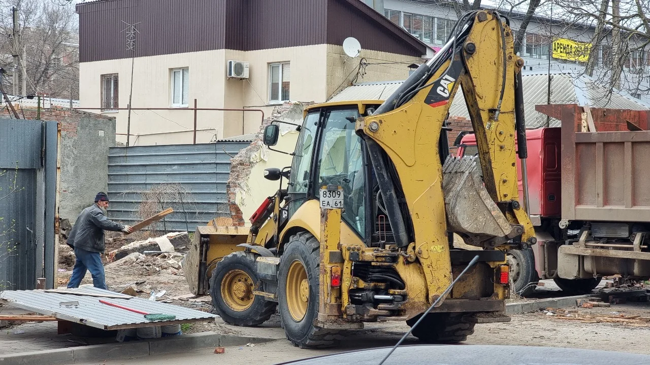 Четыре старых аварийных дома в Ростове пойдут под снос