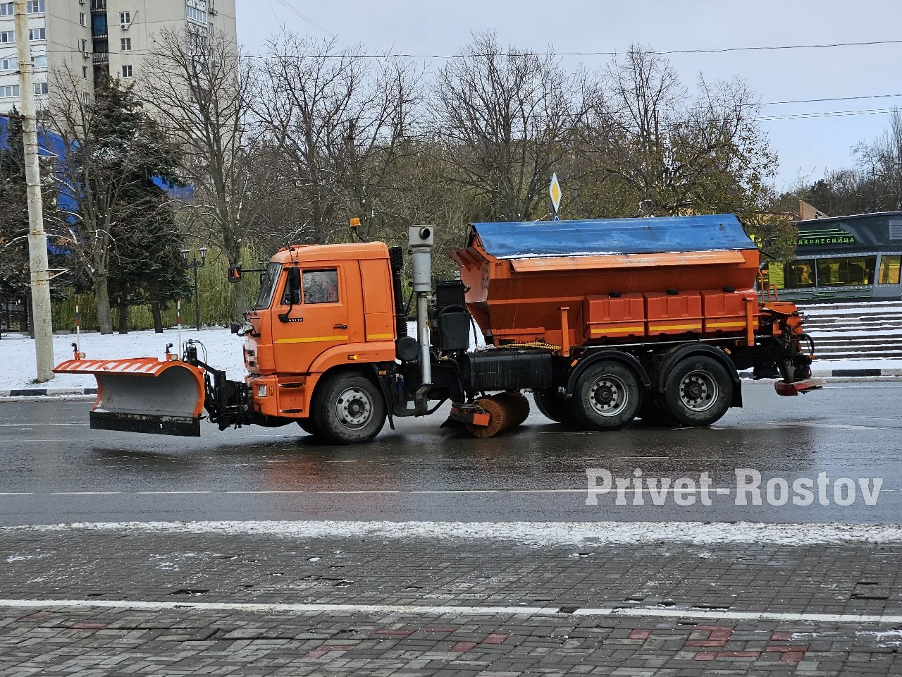 В Ростовской области Госавтоинспекция призывает водителей к осторожностям