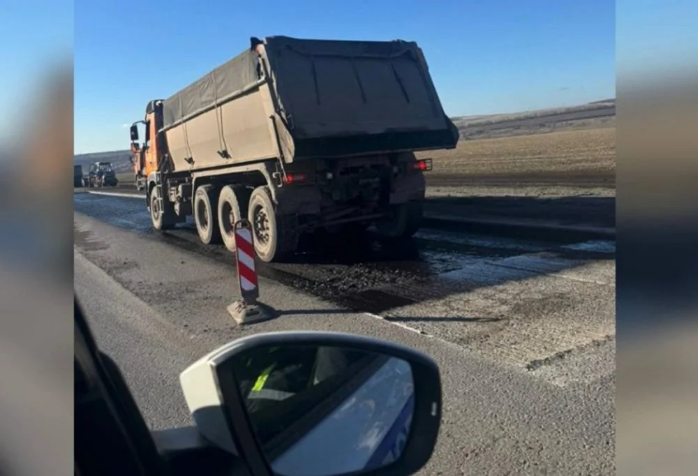 В Ростовской области на трассе М-4 «Дон» образовались заторы из-за дорожных работ