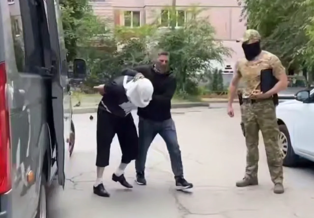 Троих задержали в Ростове за преступления по тяжким статьям