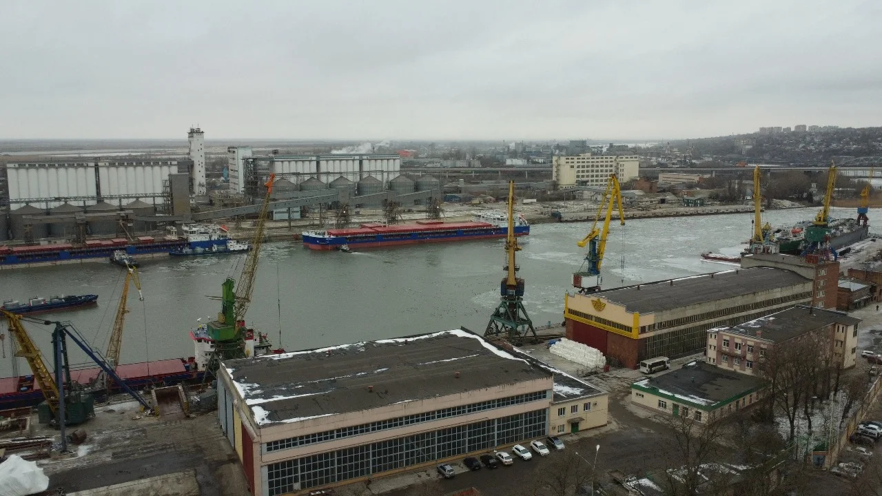 Проект береговой инфраструктуры порта на Дону закончат к осени