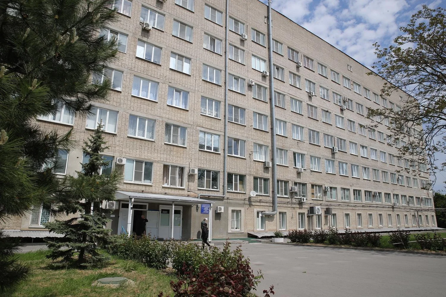 В Ростовской области заключили контракт на реконструкцию больницы в Таганроге