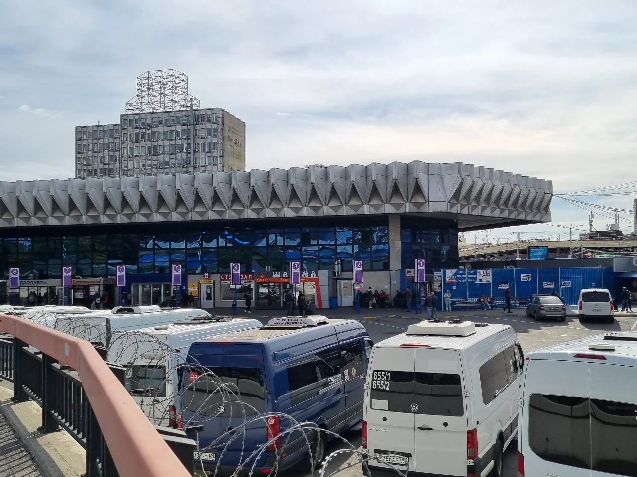 В полиции Ростова объяснились за жестокое задержание мужчины на автовокзале