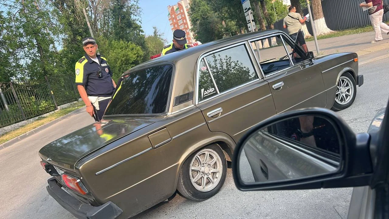 В Аксае наказали любителя громкой музыки в машине