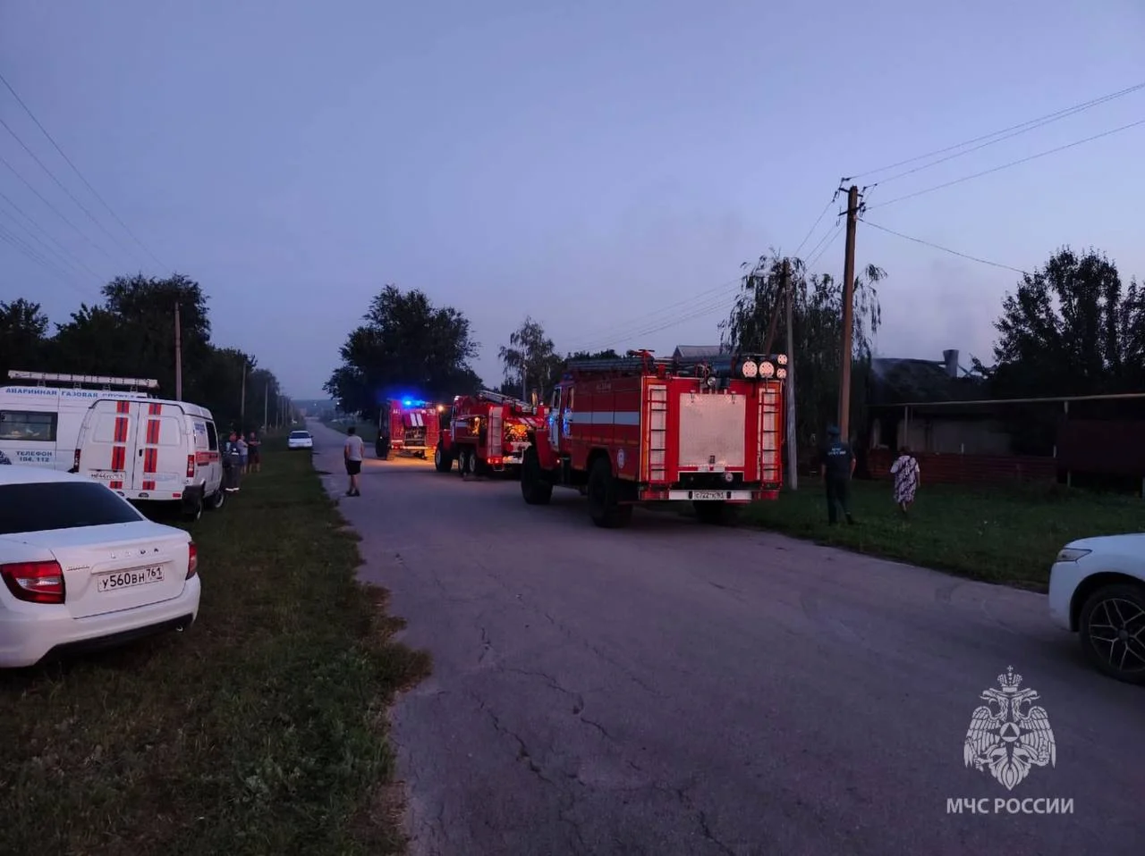 Пожар в Миллеровском районе унёс жизни двух сестёр из многодетной семьи