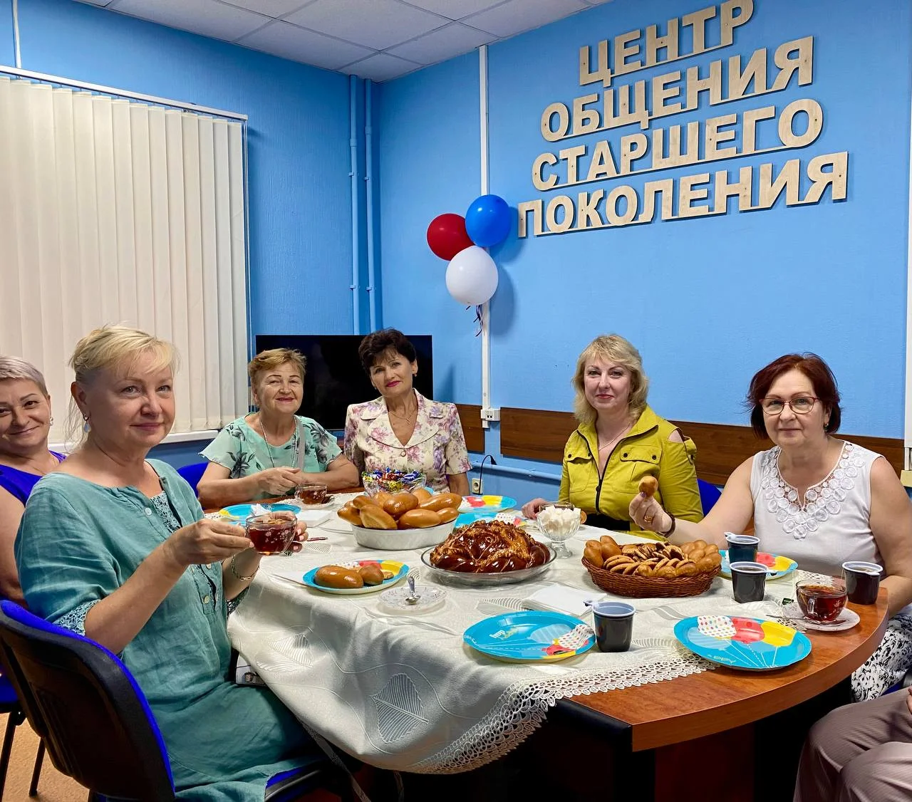 Центр общения старшего поколения открыли в городе Каменск-Шахтинский