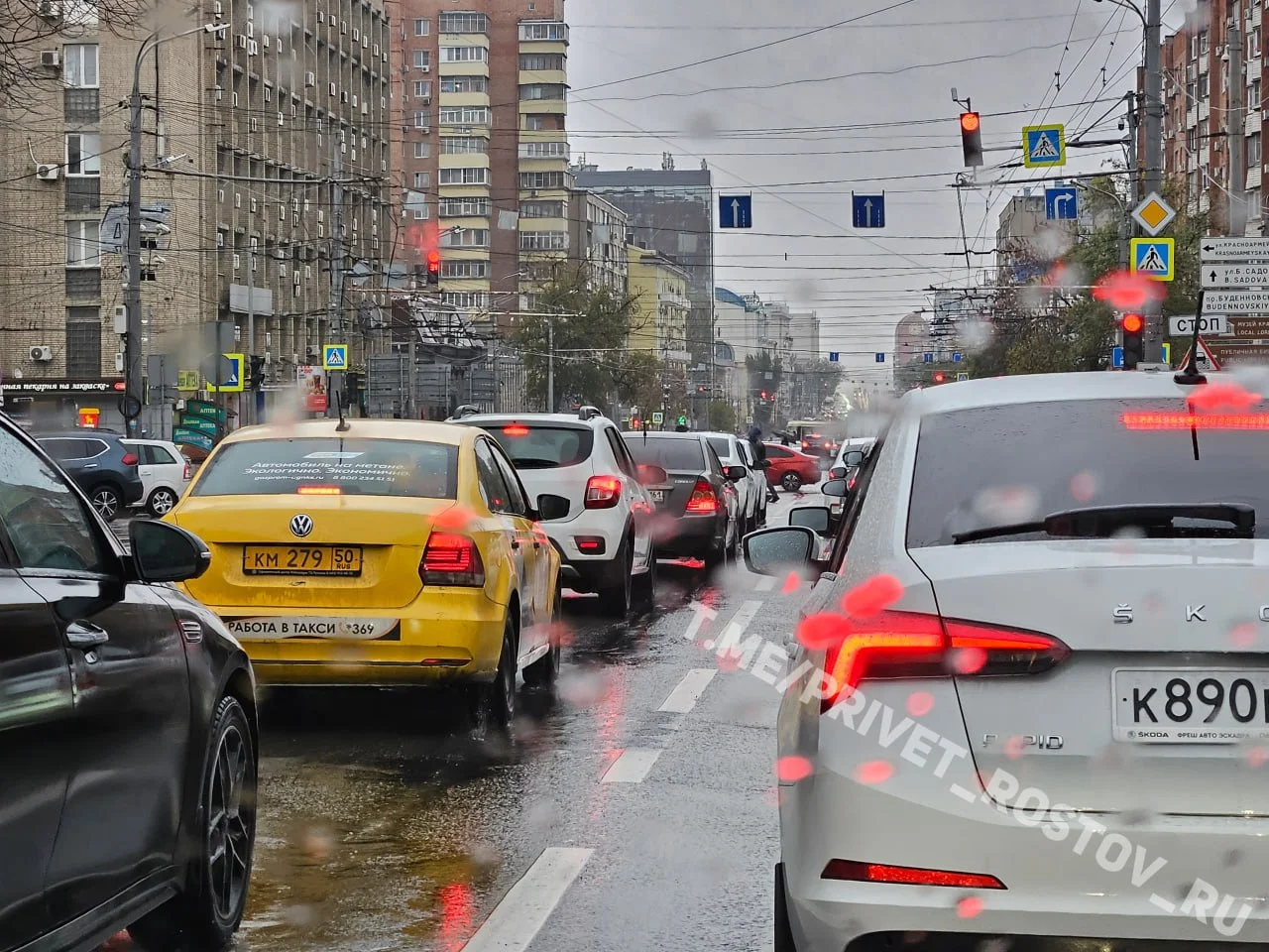 Генпрокуратура разберет скачок цен на такси в Ростове из-за отключений интернета