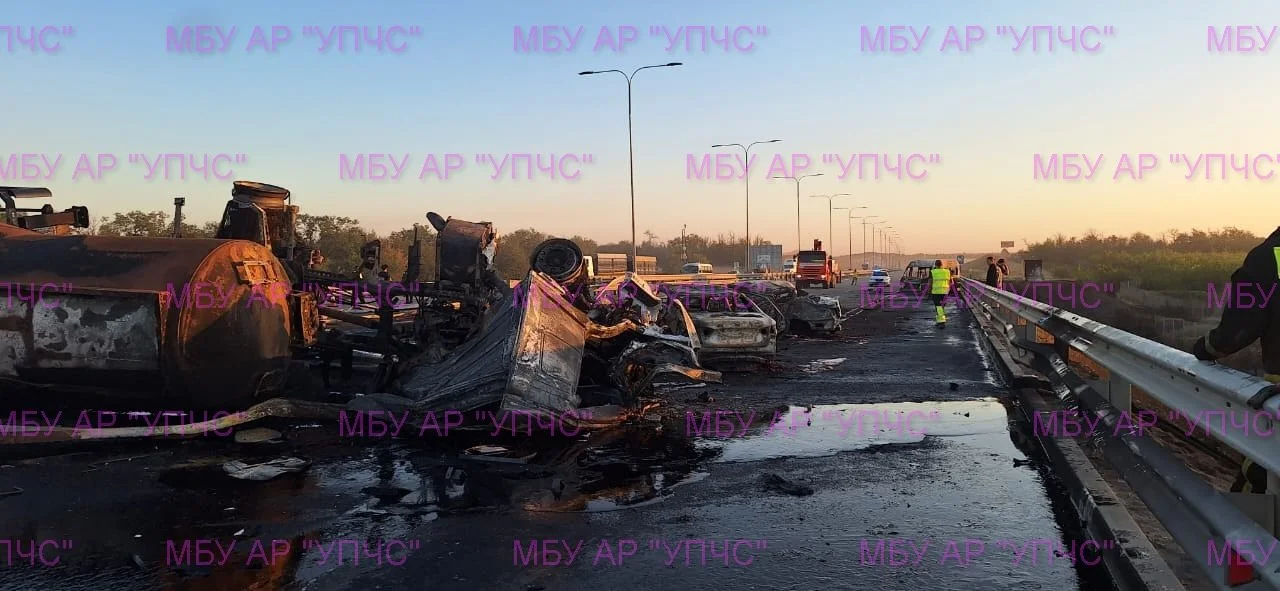 У аэропорта Платов взорвался бензовоз, четыре человека погибли и 10 пострадали