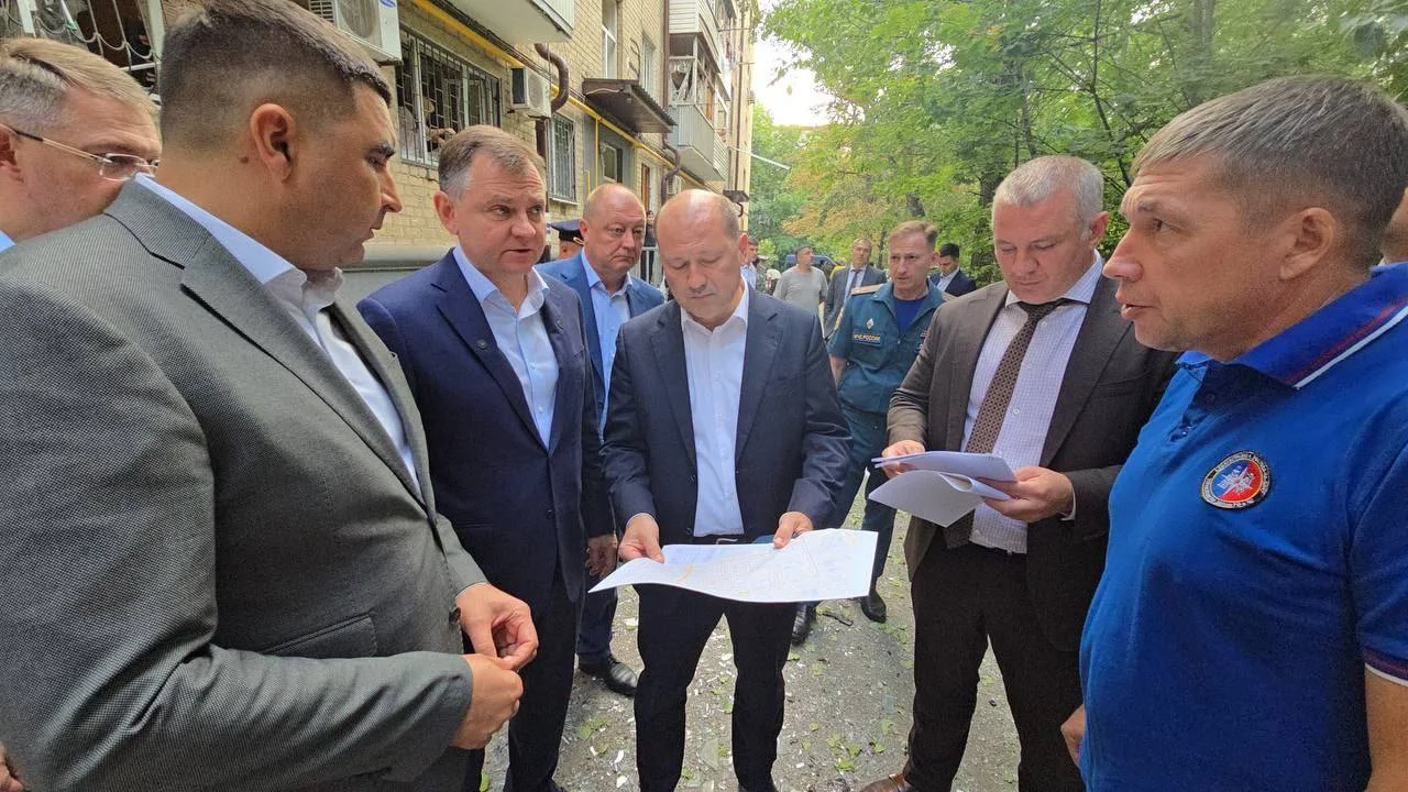 Скрябин рассказал о мерах по ликвидации последствий атаки БПЛА в Ростове