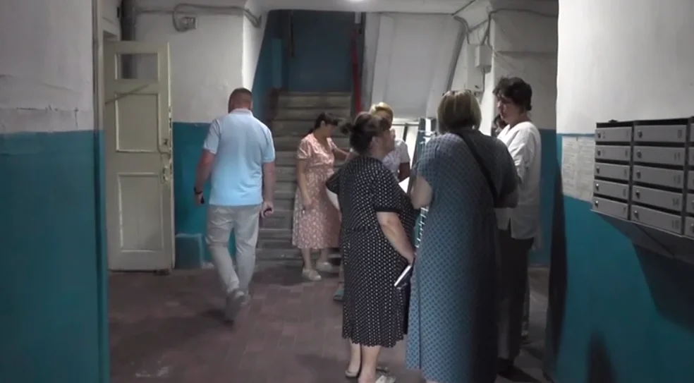 В Таганроге жильцов дома с обрушившимся полом срочно выселят до 17 августа