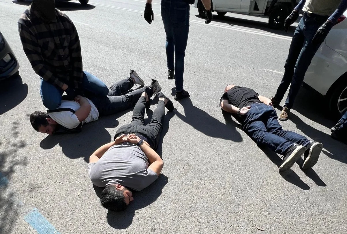 Пообещавший «крышу» ростовскому аптекарю мошенник попался силовикам с 3 млн рублей