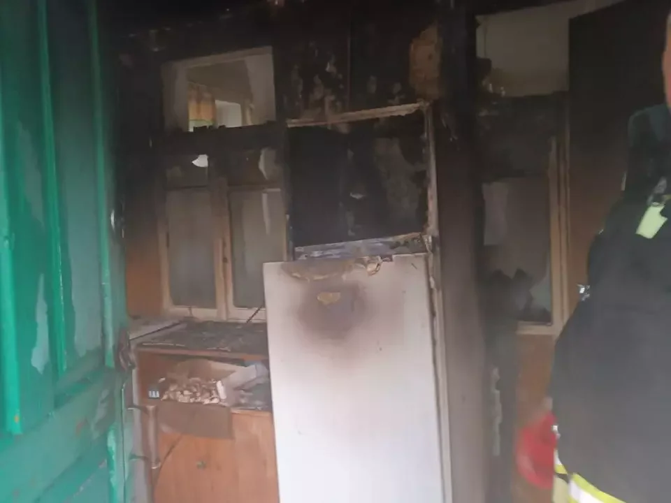 Неисправные холодильники спровоцировали два пожара в Ростовской области