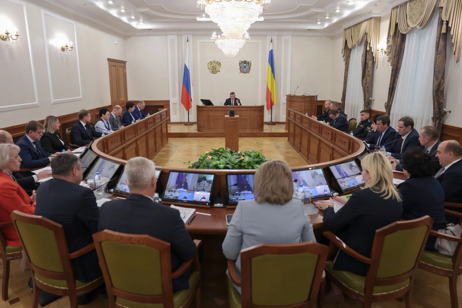 В Ростове обсудили задачи по наведению порядка с вывозом мусора в регионе