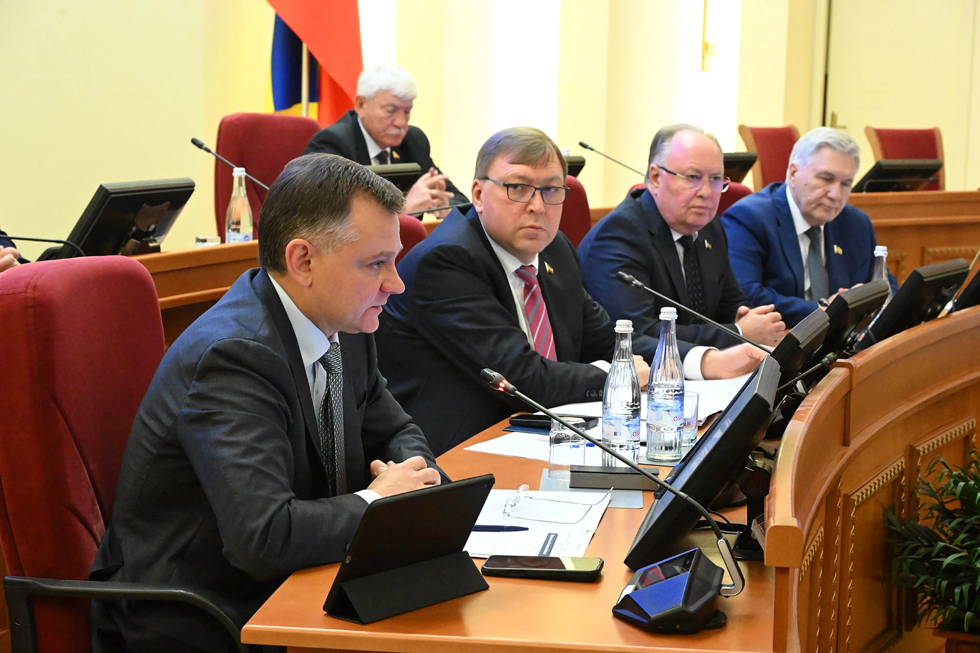 В Ростовской области принят закон о наставничестве для детей-сирот