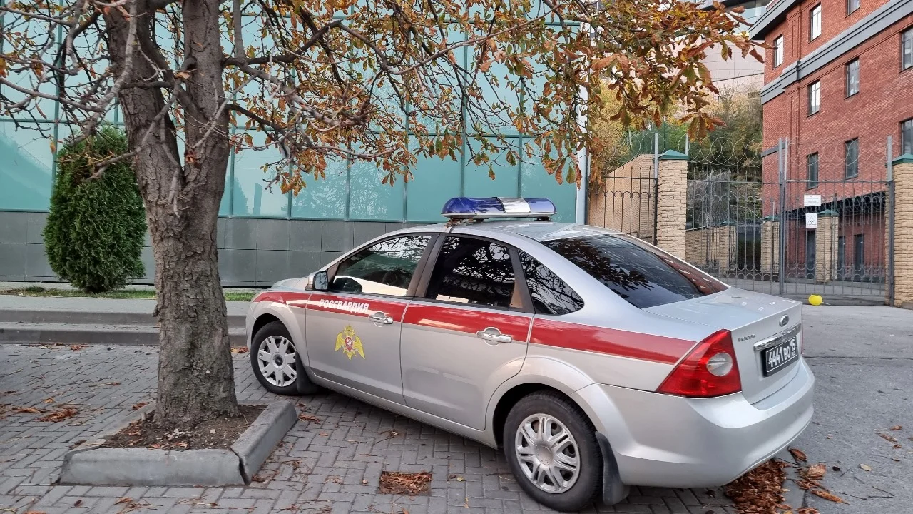 В Таганроге Росгвардия задержала разыскиваемого мужчину