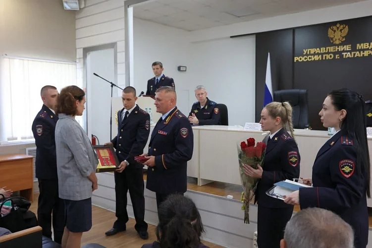 В Таганроге вдова погибшего полковника Панюшкина получила госнаграду