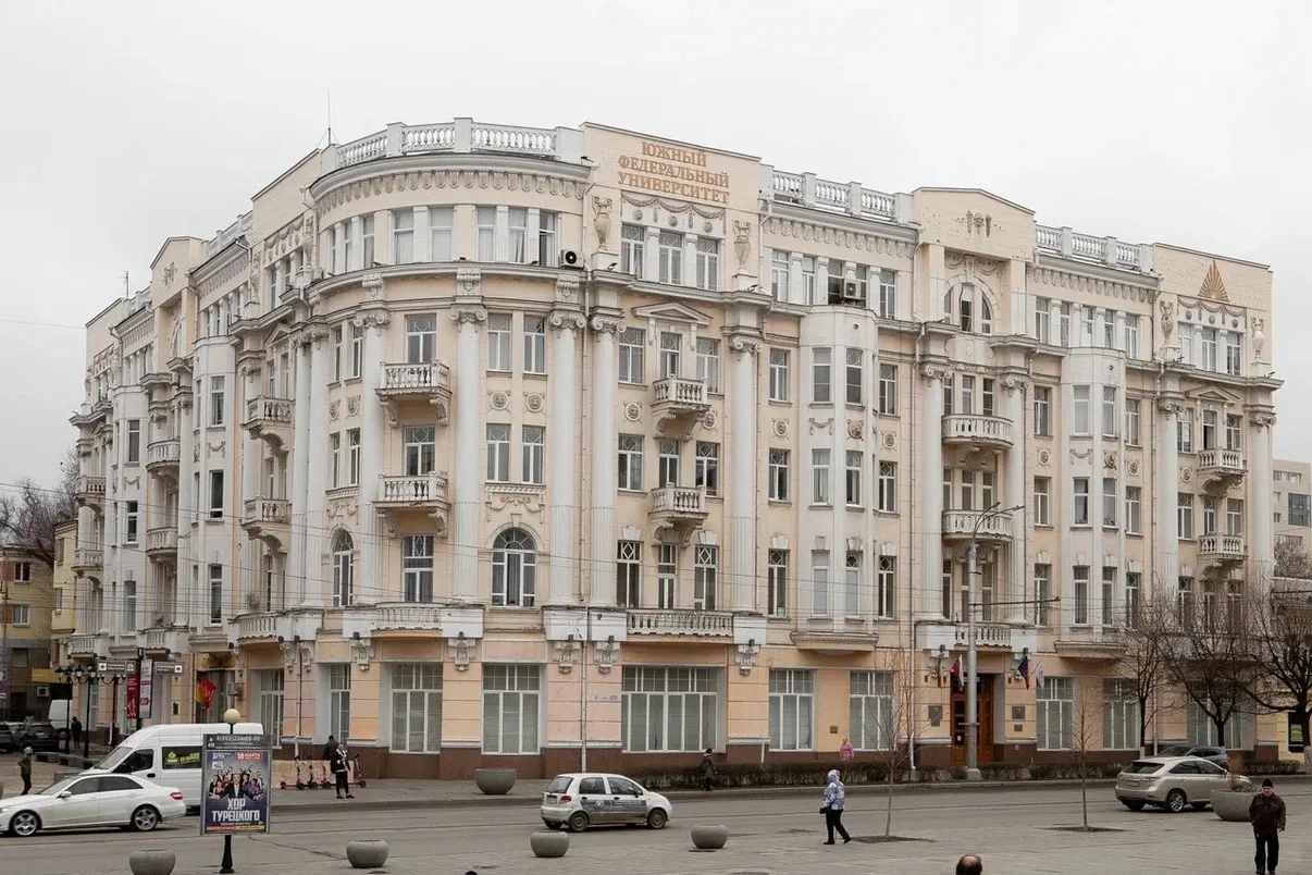 Сбер и ЮФУ запустили совместную образовательную программу по управлению IT-проектами на базе методик «Школы 21»