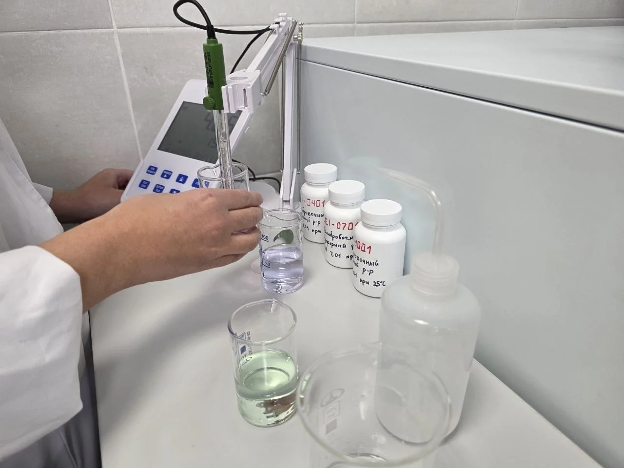 В общепите на вокзале Ростовской области грубо нарушали санитарию