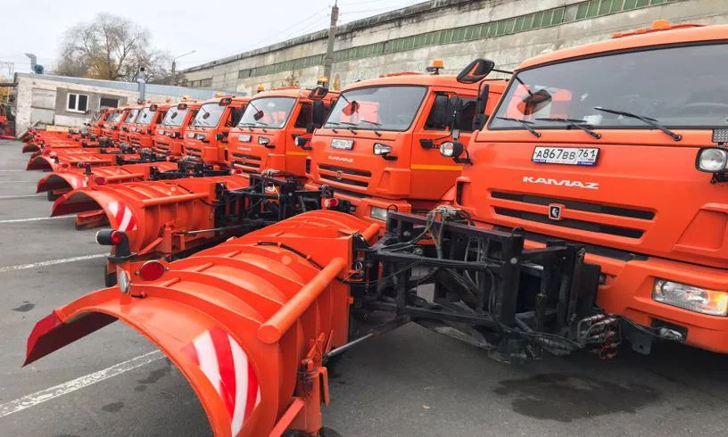 Александр Скрябин поручил проверить готовность спецтехники к зиме
